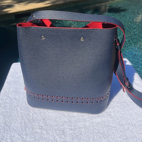 Louis Vuitton Lockme Braided Bucket Bag - Picture 9 of 17